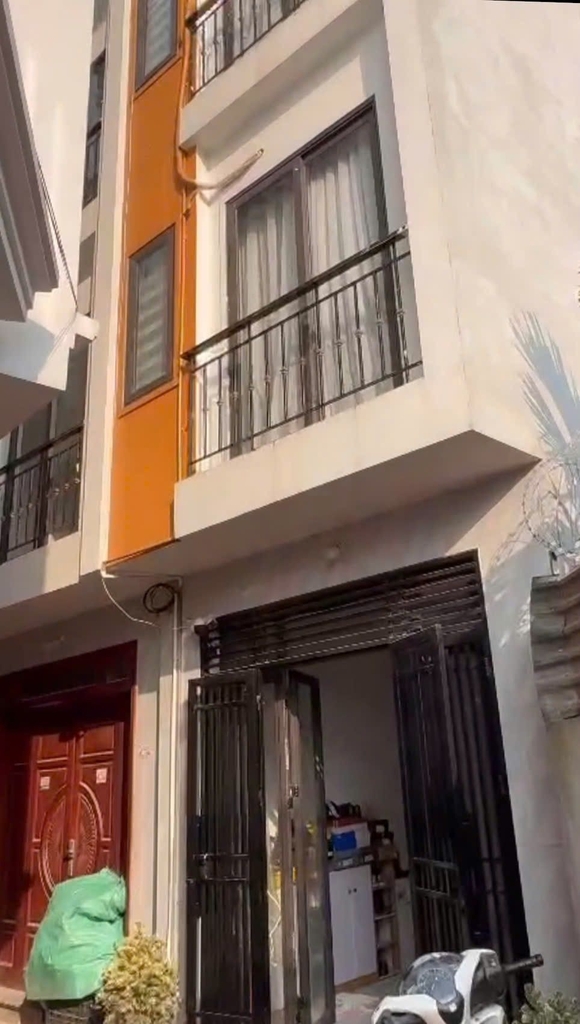 NHÀ PHỐ MỚI 3 TẦNG - NGÃ TƯ CHỢ PHƯỢNG NGHĨA - Ô TÔ ĐỖ CÁCH PHỐ 10M - 3.5 TỶ