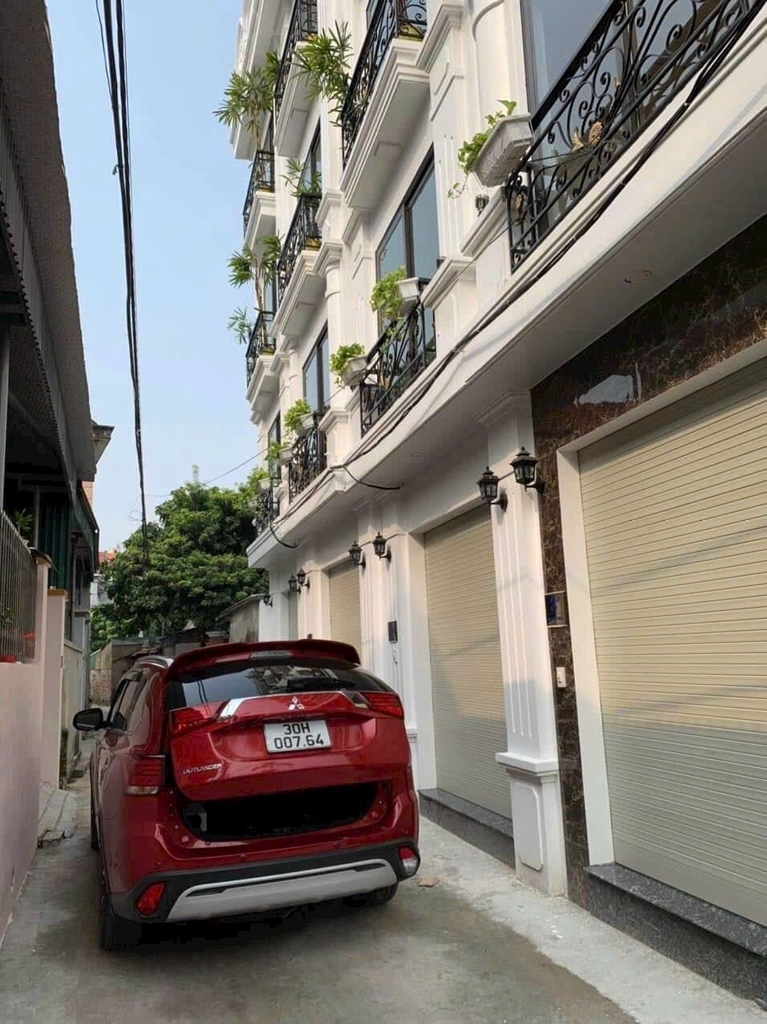 BÁN NHÀ MỚI FULL NỘI THẤT – OTO 7 CHỖ ĐỖ CỬA- MỌI NGẢ VÀO NHÀ ĐỀU ĐƯỜNG OTO