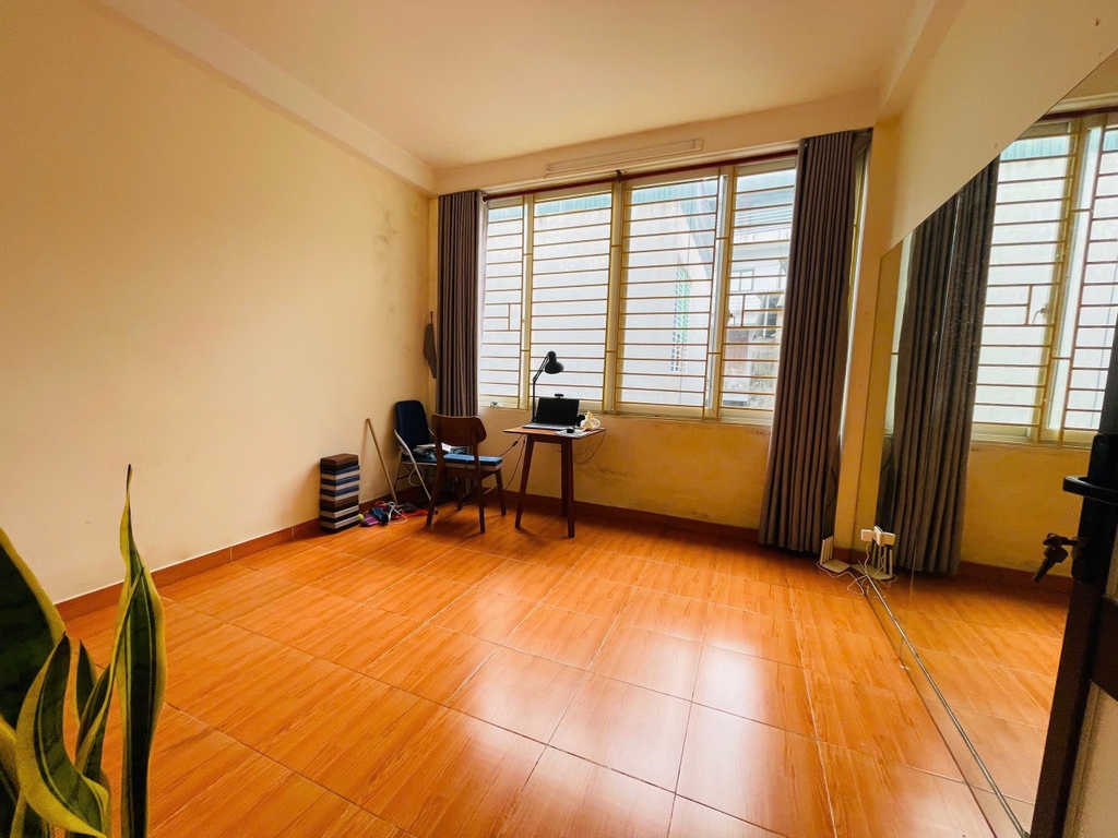 BÁN NHÀ PHỐ 5 TẦNG SIÊU HIẾM - NGÕ THÔNG NGUYỄN ĐÌNH HOÀN - 45M2 - GIÁ 12.95 TỶ