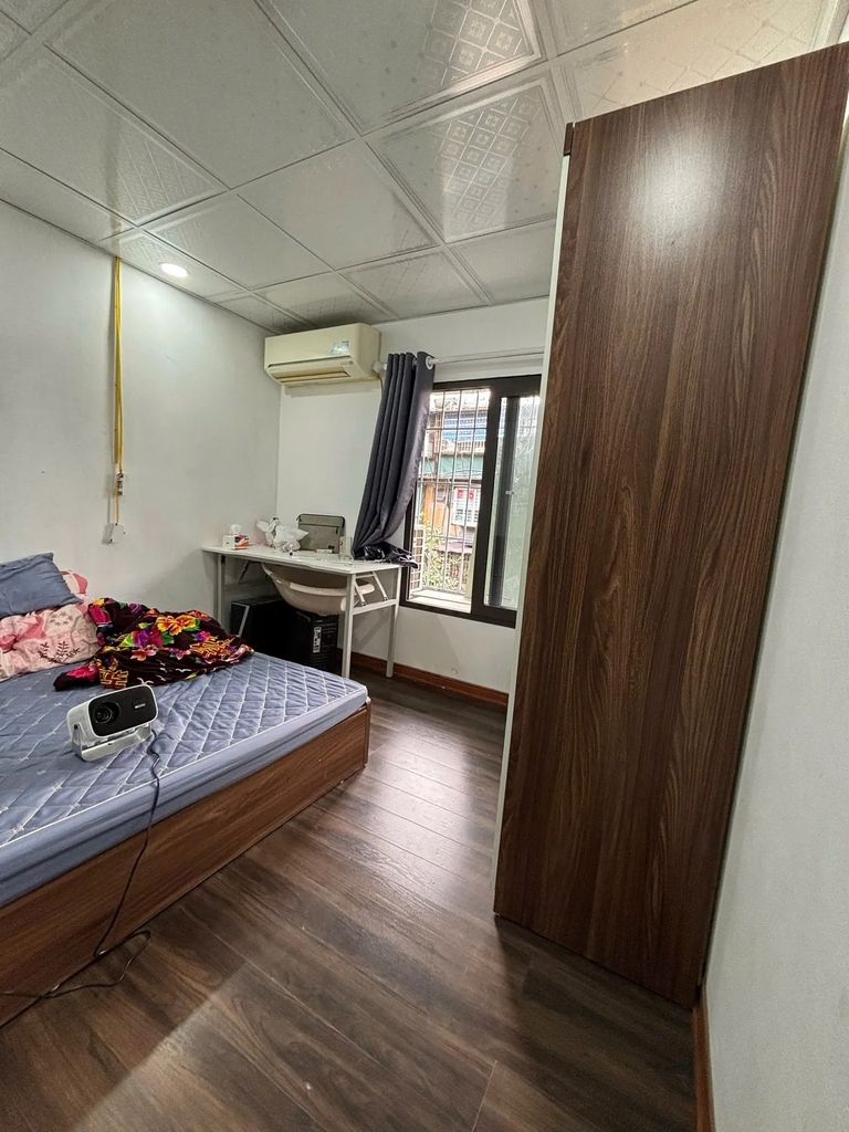 TẬP THỂ NGHĨA TÂN TẦNG 4 - PHƯỜNG NGHĨA TÂN - 3 NGỦ RỘNG SÁNG - Ô TÔ ĐỖ CHÂN TÒA - 4.95 TỶ