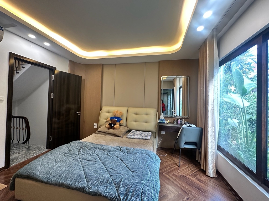 SIÊU PHẨM LÔ GÓC TRẦN DUY HƯNG CẦU GIẤY - PHƯỜNG TRUNG HÒA - THANG MÁY - XÂY MỚI CỰC ĐẸP - 12.9 TỶ