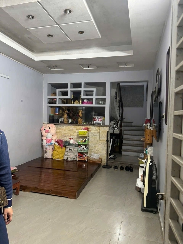 NHÀ NGÕ THÔNG 5 TẦNG - NGÕ 43 TRUNG KÍNH - PHƯỜNG TRUNG HÒA, CẦU GIẤY - SỔ ĐỎ ĐẸP - 8.95 TỶ