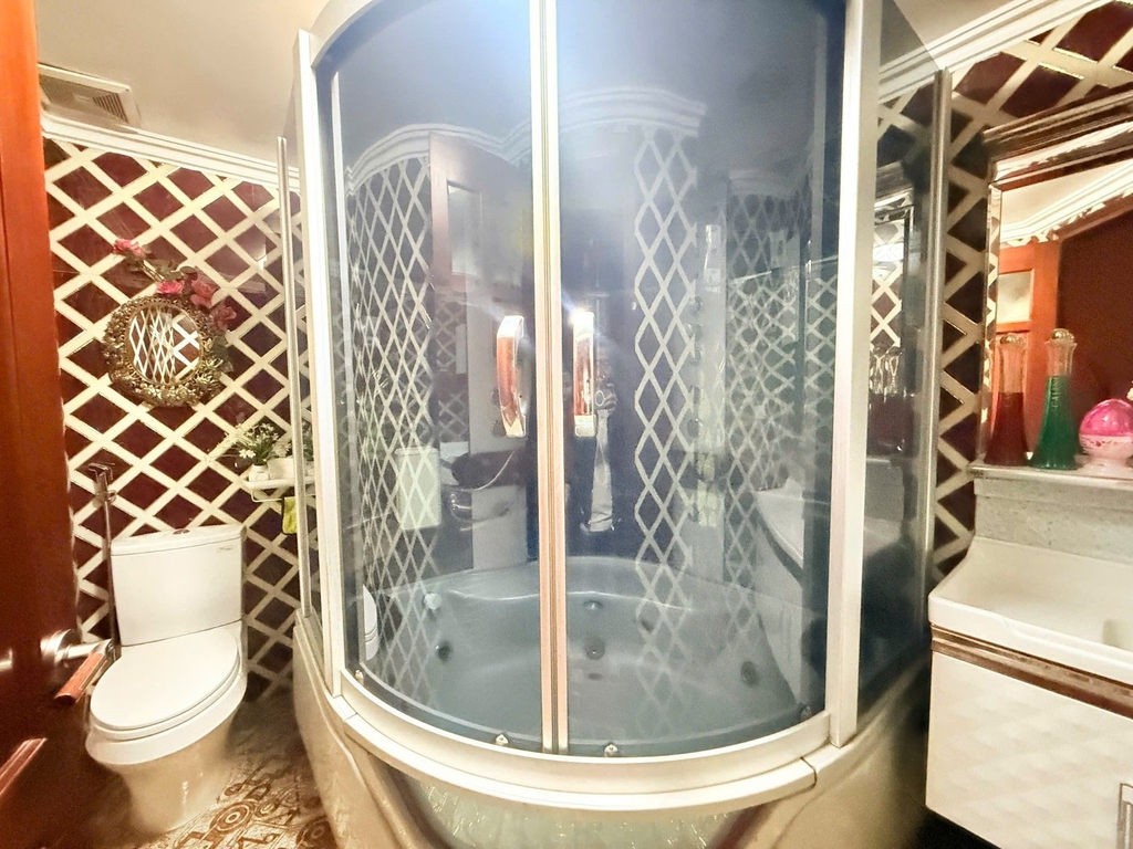 SIÊU PHẨM LÔ GÓC TRẦN THÁI TÔNG - PHƯỜNG DỊCH VỌNG HẬU - 6 TẦNG ĐẲNG CẤP - GỖ XỊN - 17 TỶ