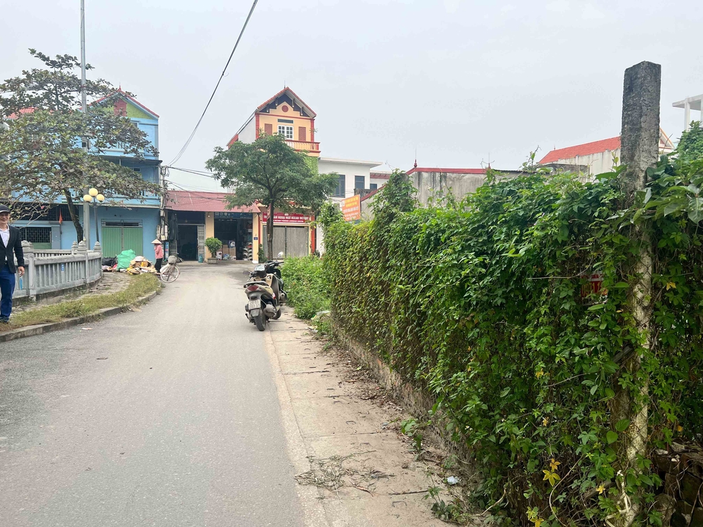 BÁN ĐẤT THỔ CƯ MẶT TIỀN 6.3M - XÃ TÂN PHÚ, QUỐC OAI - 74M² - VIEW AO THOÁNG - 5.05 TỶ