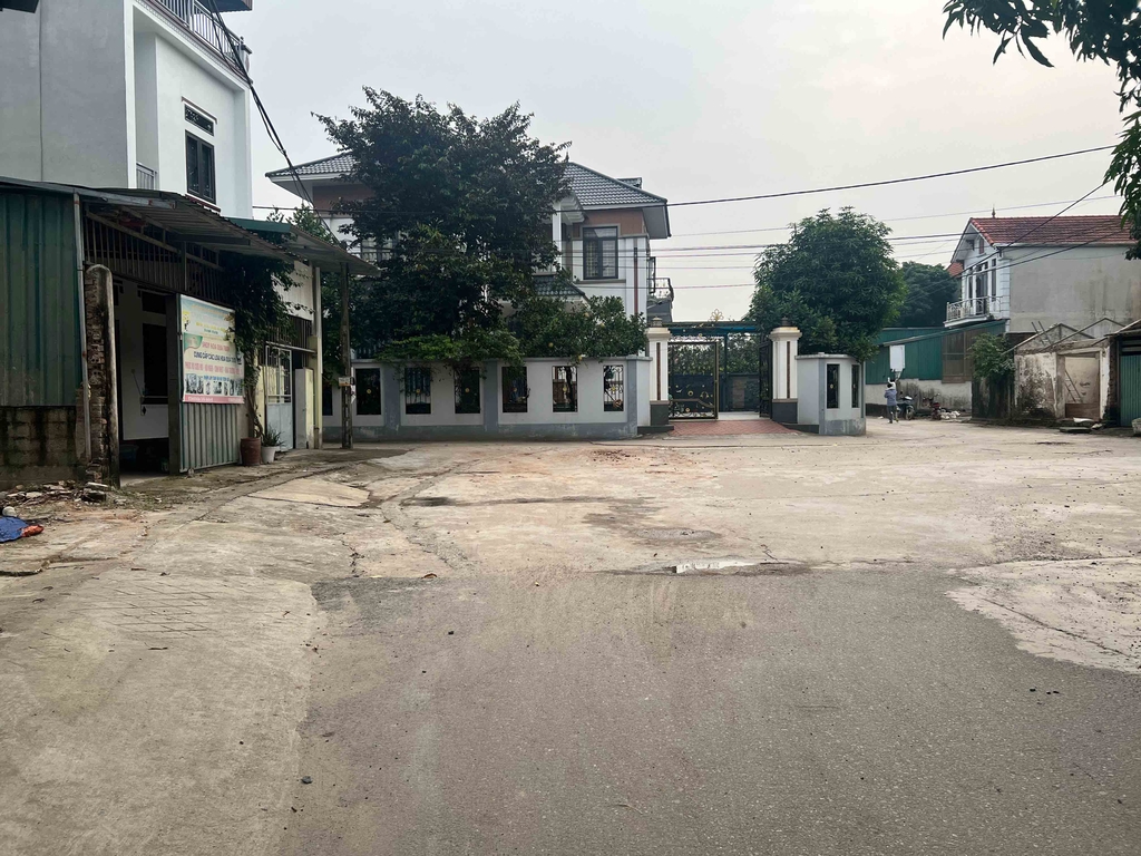 BÁN ĐẤT THỔ CƯ MẶT TIỀN 6.3M - XÃ TÂN PHÚ, QUỐC OAI - 74M² - VIEW AO THOÁNG - 5.05 TỶ