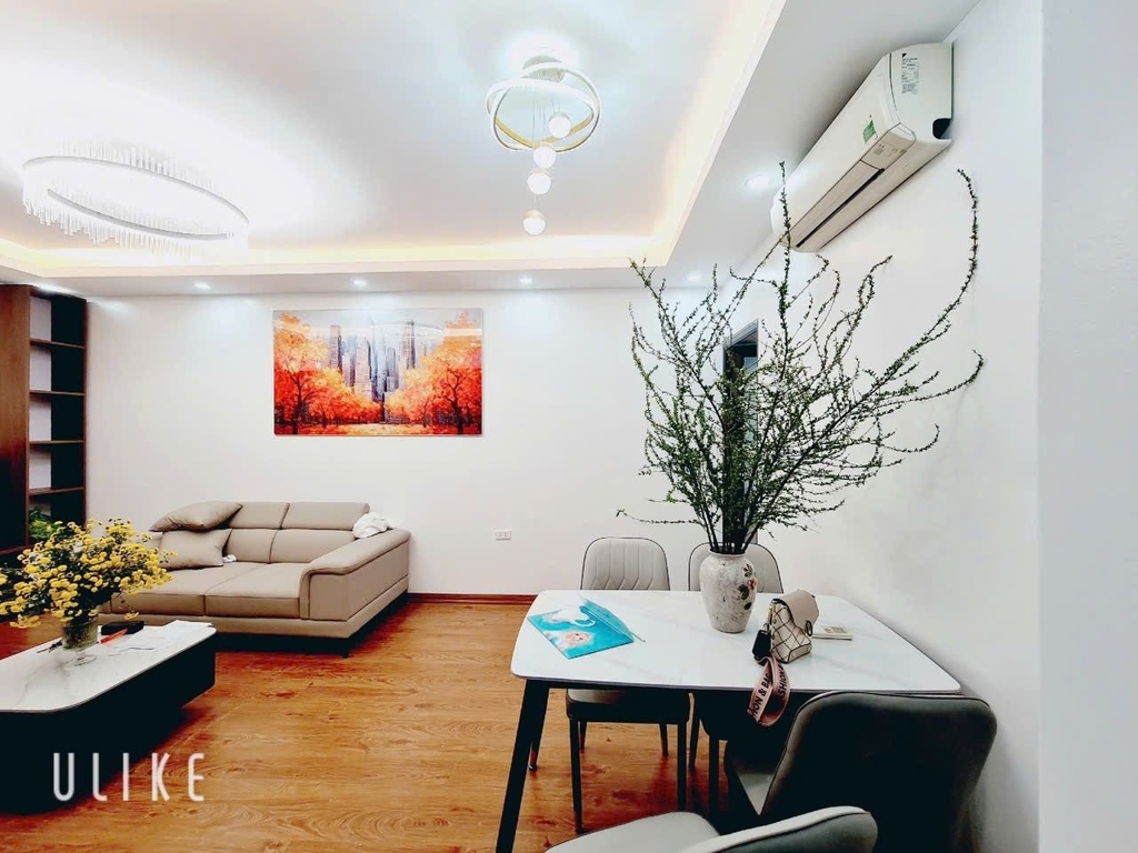 CỰC HIẾM: TẬP THỂ ĐO LƯỜNG - NGÕ 4 HOÀNG QUỐC VIỆT - NHÀ ĐẸP LONG LANH - FULL ĐỒ - 4.18 TỶ