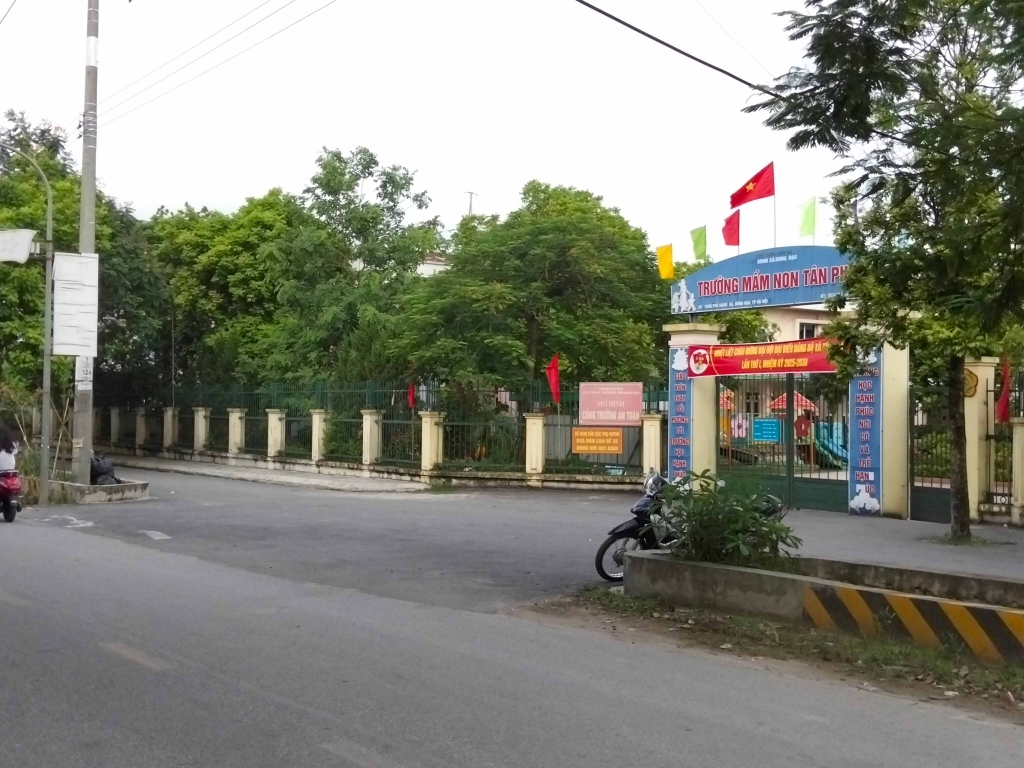 LÔ ĐẤT GÓC PHÂN LÔ ĐẸP - THÔN PHÚ HẠNG, TÂN PHÚ, QUỐC OAI - 65M² - MẶT TIỀN 5M - Ô TÔ VÀO ĐẤT - 4.1 TỶ