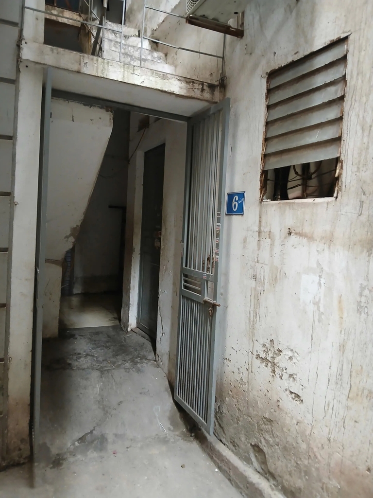 NHÀ RIÊNG TRẦN THÁI TÔNG CẦU GIẤY - PHƯỜNG DỊCH VỌNG HẬU - TRUNG TÂM TIỆN ÍCH - 7.2 TỶ