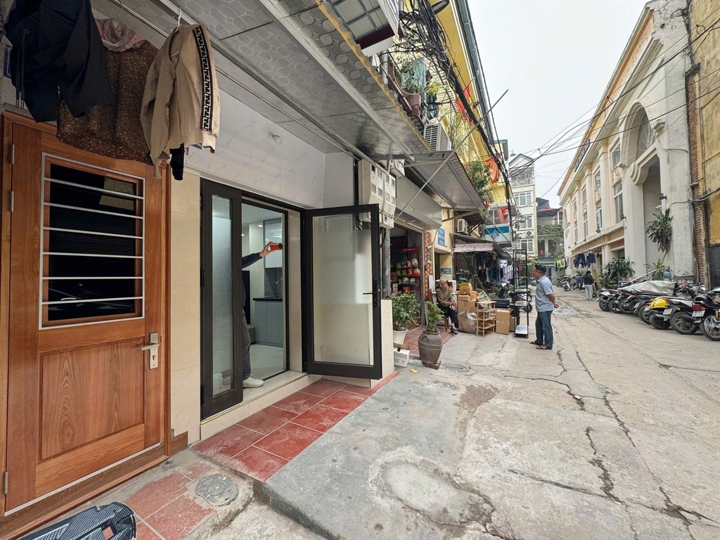 TẬP THỂ TẦNG 1 MAI DỊCH - PHƯỜNG MAI DỊCH - KINH DOANH SPA/TẠP HÓA - Ô TÔ TRÁNH VỈA HÈ - 3.35 TỶ