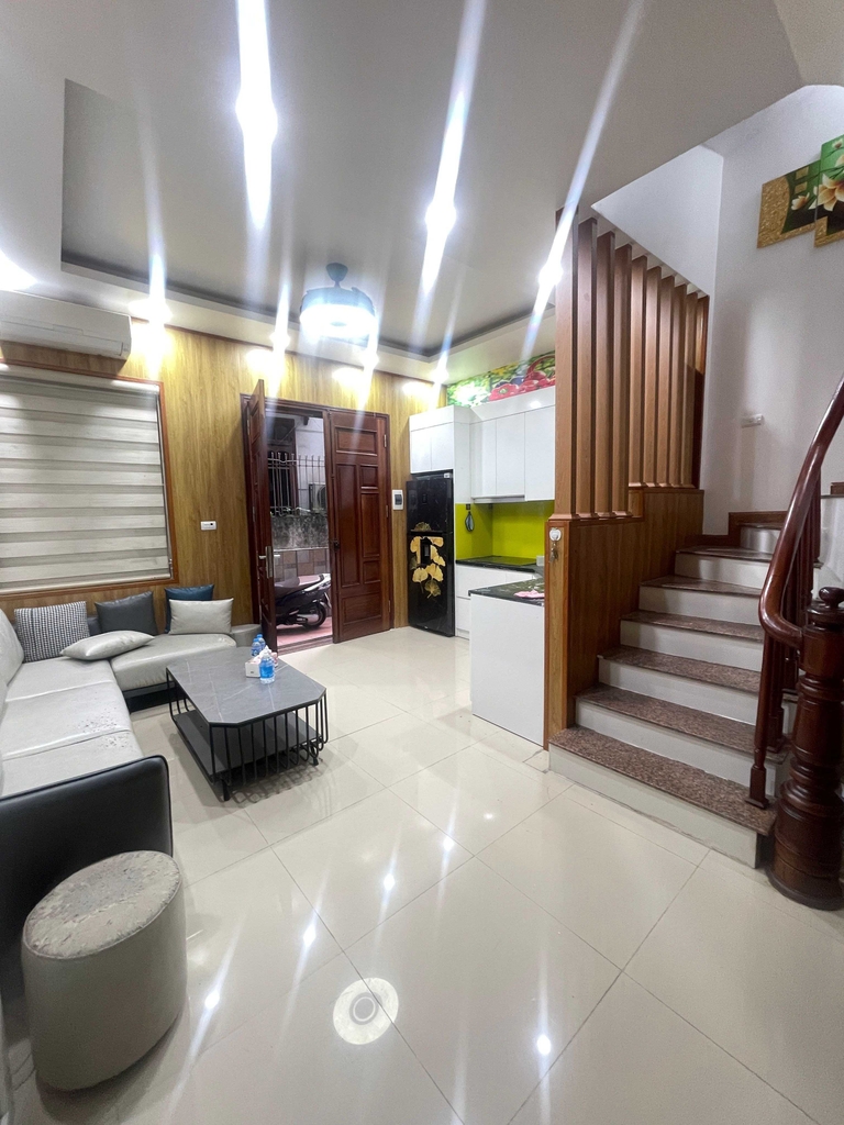 BÁN NHÀ 6 TẦNG PHẠM VĂN ĐỒNG - MỖI TẦNG 1 PHÒNG - Ở NGAY - 8.9 TỶ