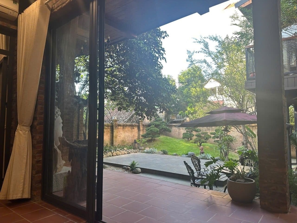 BÁN BIỆT THỰ NGHỈ DƯỠNG PHONG CÁCH LÀNG QUÊ - XÃ SÀI SƠN, QUỐC OAI - 257M2 - 2 TẦNG ĐẸP - 14 TỶ