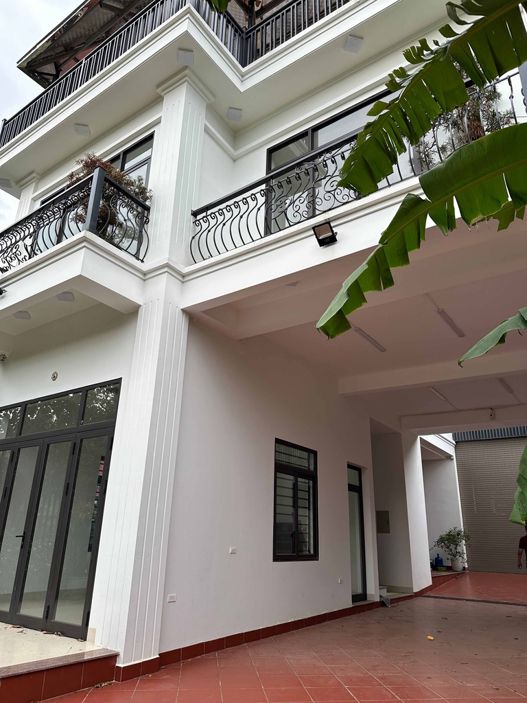 BÁN TOÀ VĂN PHÒNG + XƯỞNG SẢN XUẤT KIÊN CỐ MẶT HỒ ĐỒNG CHẰM - XÃ ĐỒNG XUÂN, QUỐC OAI - 100M2 VP 3 TẦNG + 372M2 XƯỞNG - 14.5 TỶ