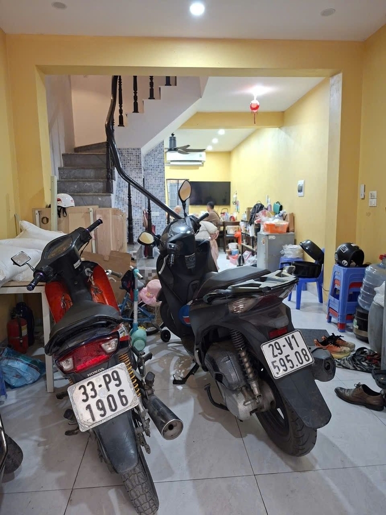 BÁN NHÀ PHÂN LÔ - NGHĨA ĐÔ - 4 TẦNG 8 PHÒNG - Ô TÔ TRÁNH - 2 THOÁNG - GIÁ 18.4 TỶ