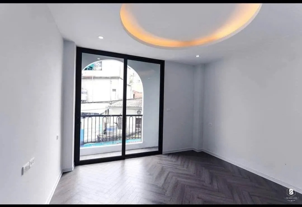 SIÊU PHẨM 7 TẦNG THANG MÁY HOÀNG NGÂN CẦU GIẤY - PHƯỜNG TRUNG HÒA - KINH DOANH VĂN PHÒNG - MỚI ĐẸP - 26.8 TỶ