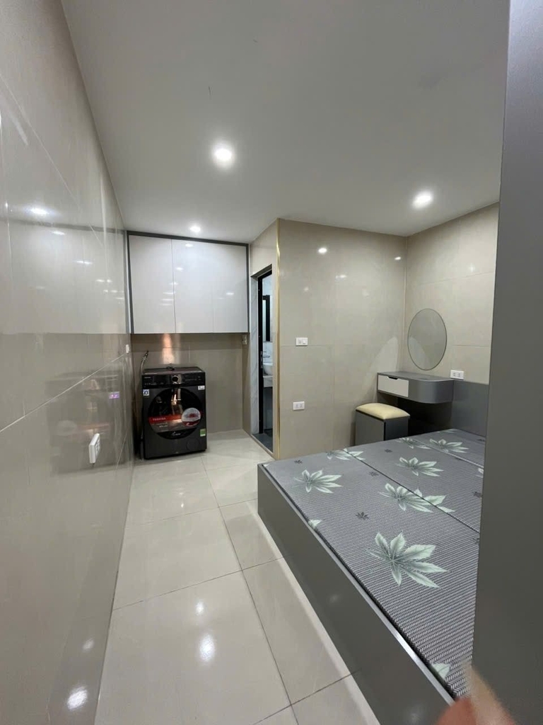 TẬP THỂ TẦNG 1 NHÀ HÁT CHÈO - PHƯỜNG MAI DỊCH - Ô TÔ TRÁNH - KINH DOANH ĐỈNH - 3.35 TỶ