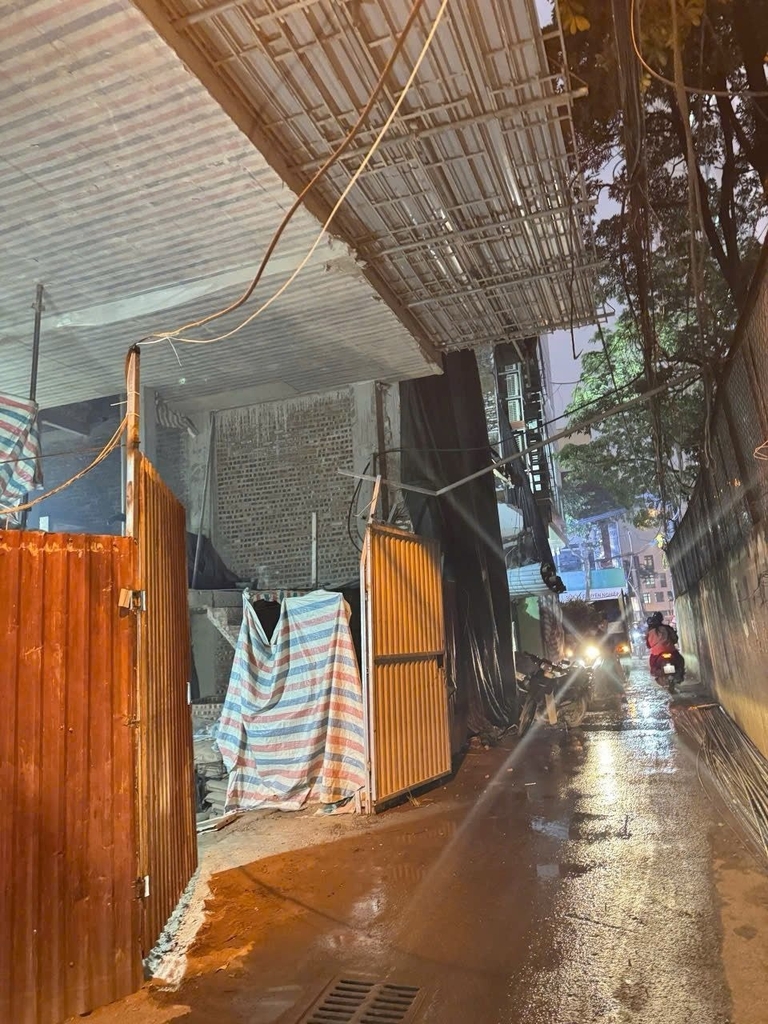 SIÊU DỰ ÁN ĐẦU TƯ - LÔ ĐẤT MẶT PHỐ HOÀNG QUỐC VIỆT - 96M2 - GPXD 9 TẦNG - 45.5 TỶ