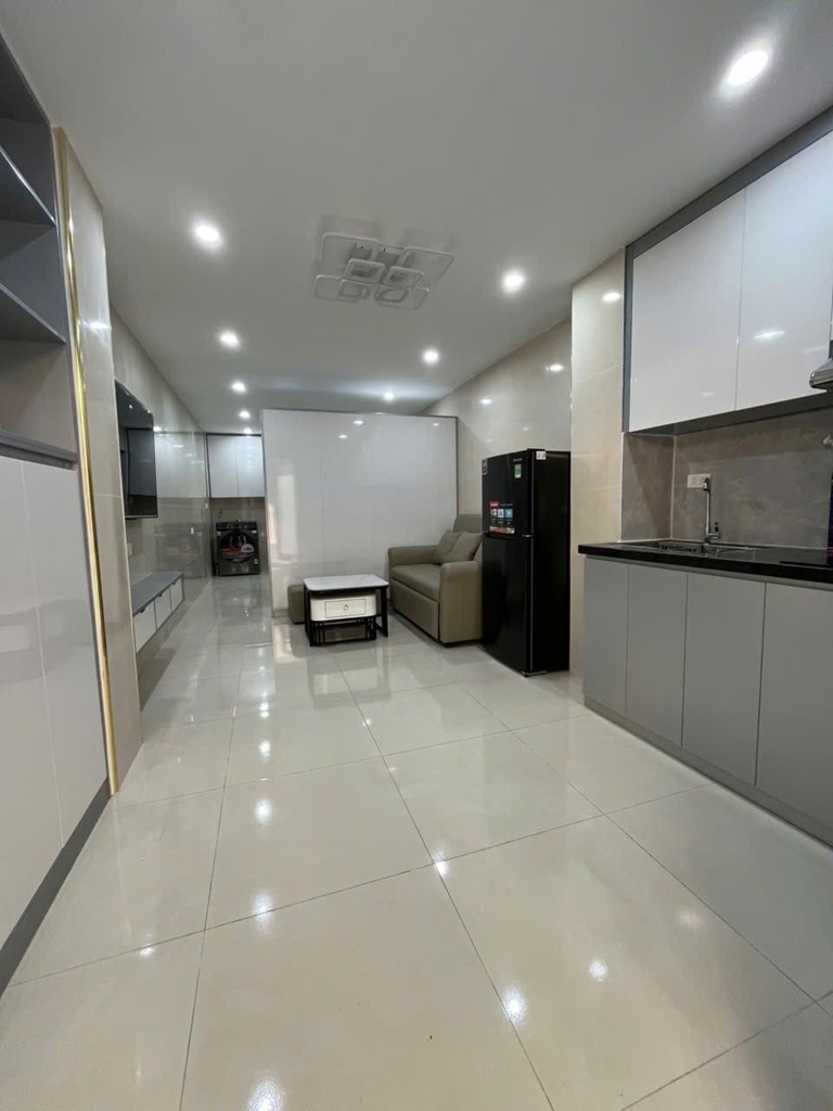 TẬP THỂ TẦNG 1 NHÀ HÁT CHÈO - PHƯỜNG MAI DỊCH - Ô TÔ TRÁNH - KINH DOANH ĐỈNH - 3.35 TỶ