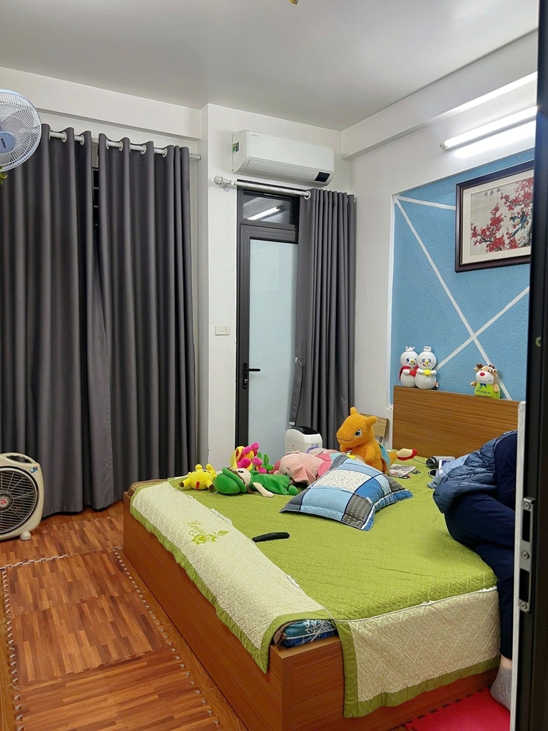 NHÀ ĐẸP YÊN HÒA CẦU GIẤY - NỞ HẬU PHÁT LỘC - SÁT CÔNG VIÊN & TRƯỜNG ĐIỂM - 9.8 TỶ