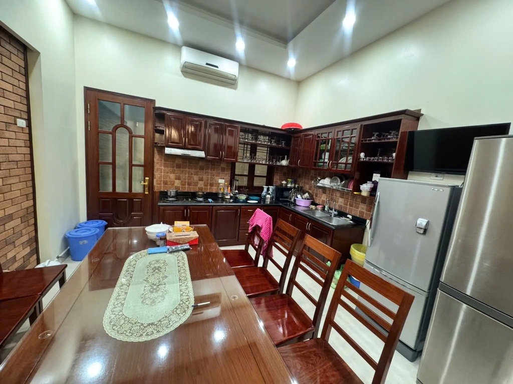 SIÊU PHẨM PHÂN LÔ BÀN CỜ NGHĨA ĐÔ - 5 TẦNG - 2 THOÁNG - VỈA HÈ Ô TÔ - 36.6 TỶ