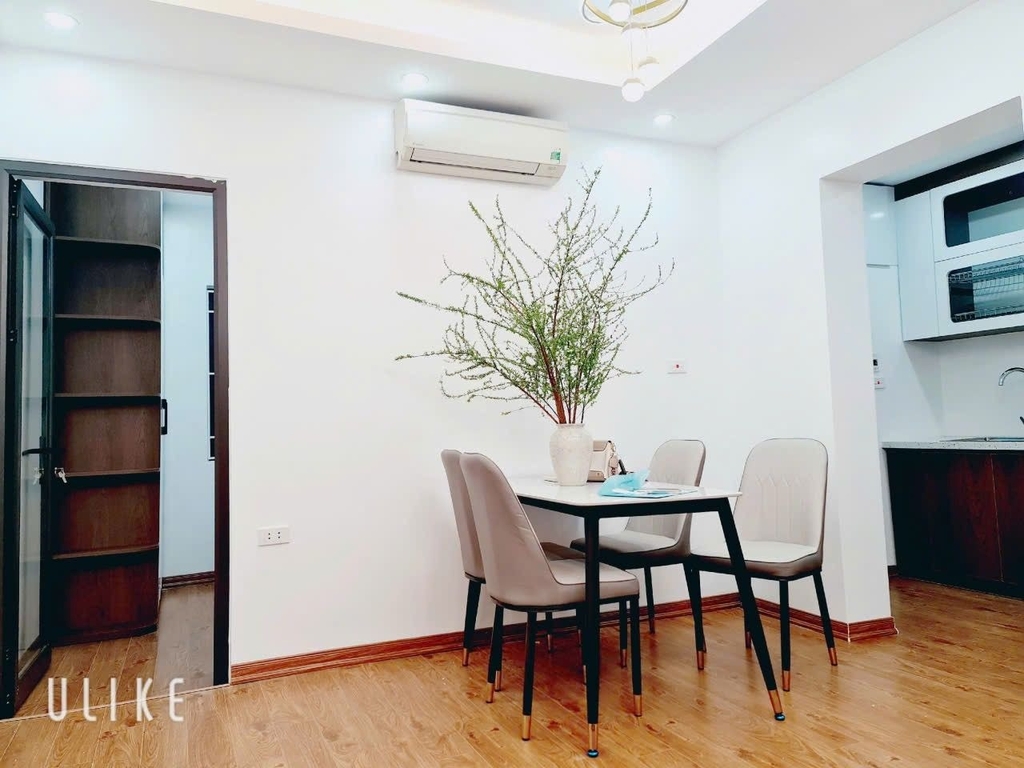 CỰC HIẾM: TẬP THỂ ĐO LƯỜNG - NGÕ 4 HOÀNG QUỐC VIỆT - NHÀ ĐẸP LONG LANH - FULL ĐỒ - 4.18 TỶ