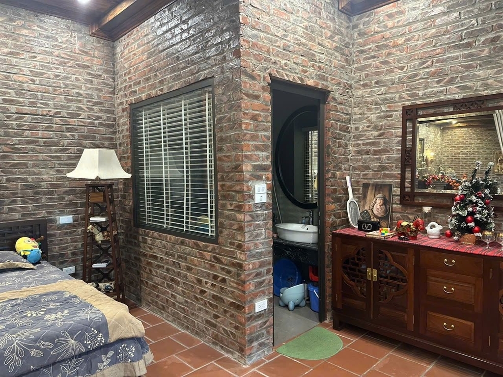 BÁN BIỆT THỰ NGHỈ DƯỠNG PHONG CÁCH LÀNG QUÊ - XÃ SÀI SƠN, QUỐC OAI - 257M2 - 2 TẦNG ĐẸP - 14 TỶ