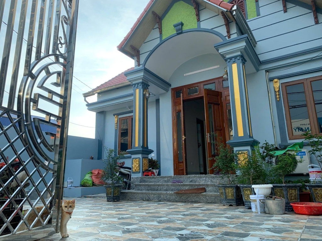 BÁN NHÀ LÔ GÓC ĐẸP - GẦN UBND XÃ HÒA XÁ, ỨNG HÒA - 120M2 - GIÁ 6.8 TỶ