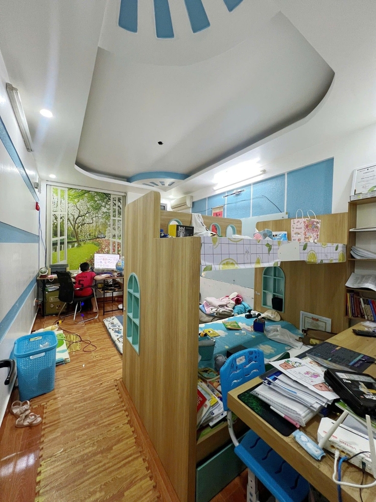 NHÀ ĐẸP YÊN HÒA CẦU GIẤY - NỞ HẬU PHÁT LỘC - SÁT CÔNG VIÊN & TRƯỜNG ĐIỂM - 9.8 TỶ