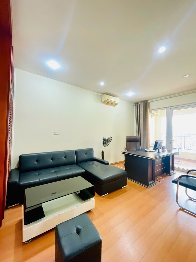 CĂN HỘ VIP 162M² HOÀNG ĐẠO THÚY - PHƯỜNG TRUNG HÒA - TẦNG CAO - ĐANG CHO THUÊ 20TR/THÁNG - 14.9 TỶ