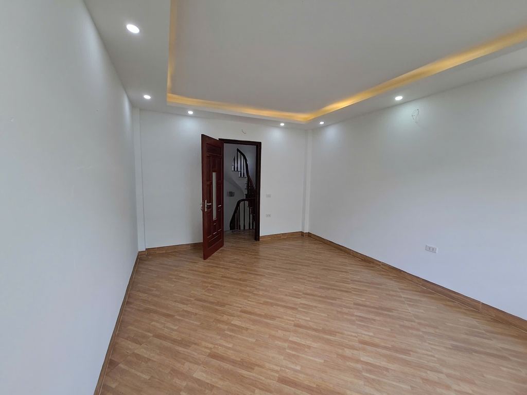 BÁN NHÀ PHỐ 5 TẦNG MỚI ĐẸP - THÔN HẠ, CỰ KHÊ - 30M2 - FULL NỘI THẤT - GIÁ 4.2 TỶ