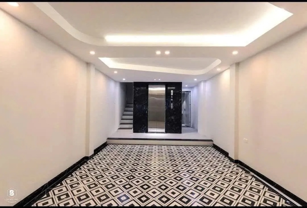 SIÊU PHẨM 7 TẦNG THANG MÁY HOÀNG NGÂN CẦU GIẤY - PHƯỜNG TRUNG HÒA - KINH DOANH VĂN PHÒNG - MỚI ĐẸP - 26.8 TỶ