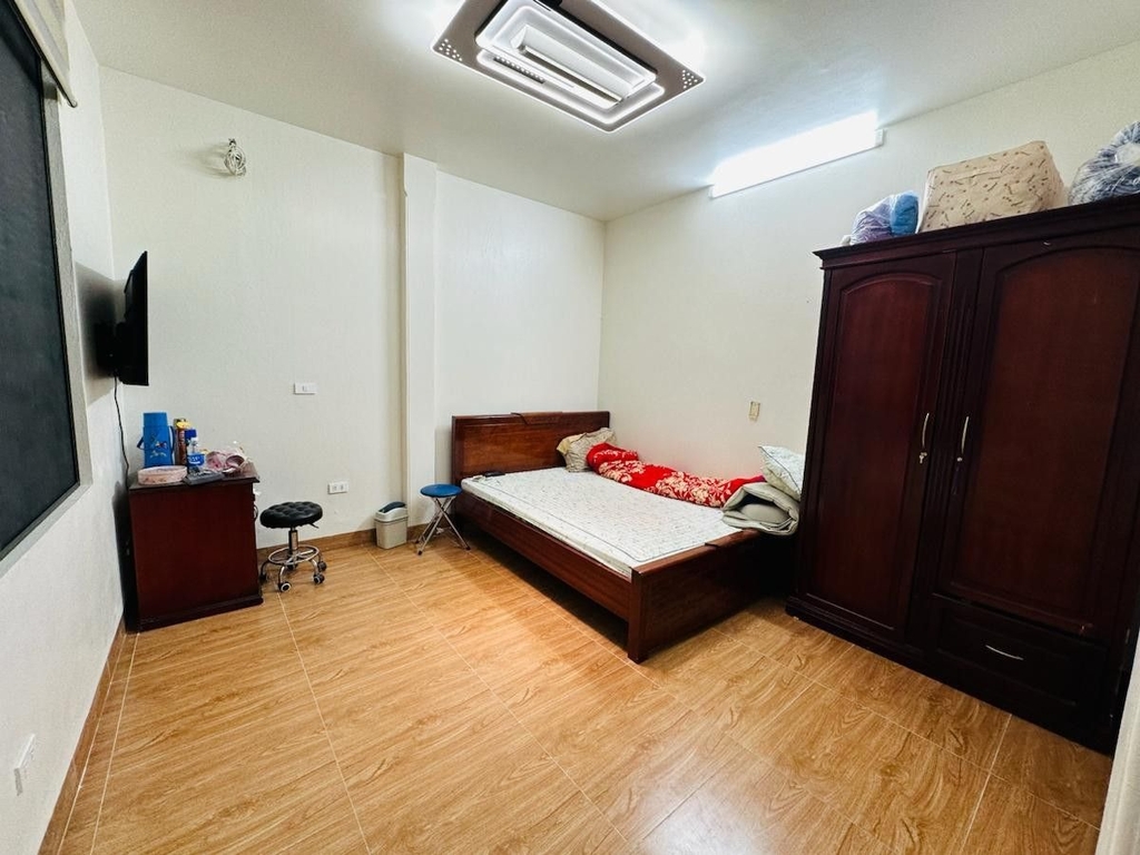 BÁN NHÀ PHỐ PHÂN LÔ QUÂN ĐỘI VIP - HOÀNG QUỐC VIỆT, PHƯỜNG NGHĨA TÂN, CẦU GIẤY - 37M2 (SD 48M2) - 2 MẶT NGÕ - GIÁ 17.9 TỶ