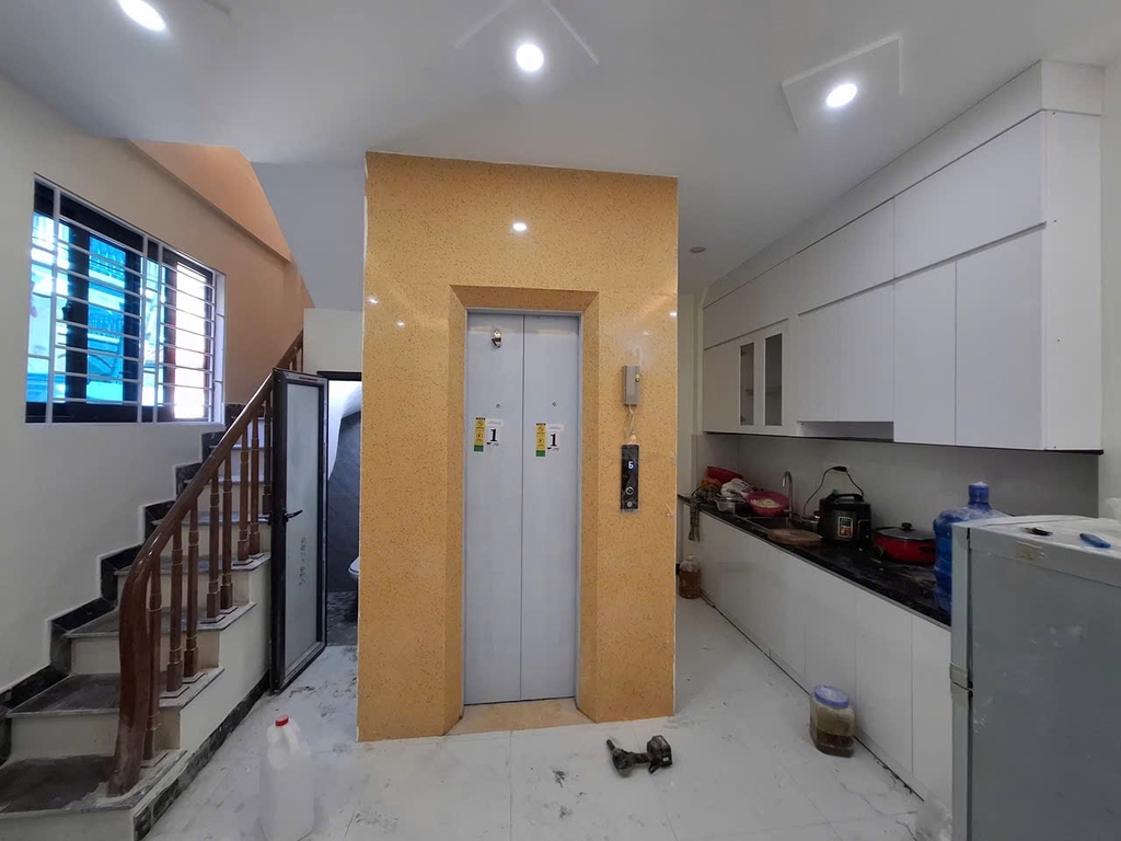 NHÀ ĐẸP LAI XÁ - LÔ GÓC - ÔTÔ TRÁNH CÁCH 50M - GẦN ĐH THÀNH ĐÔ, CÔNG NGHIỆP - 6T THANG MÁY - VÀO Ở NGAY.