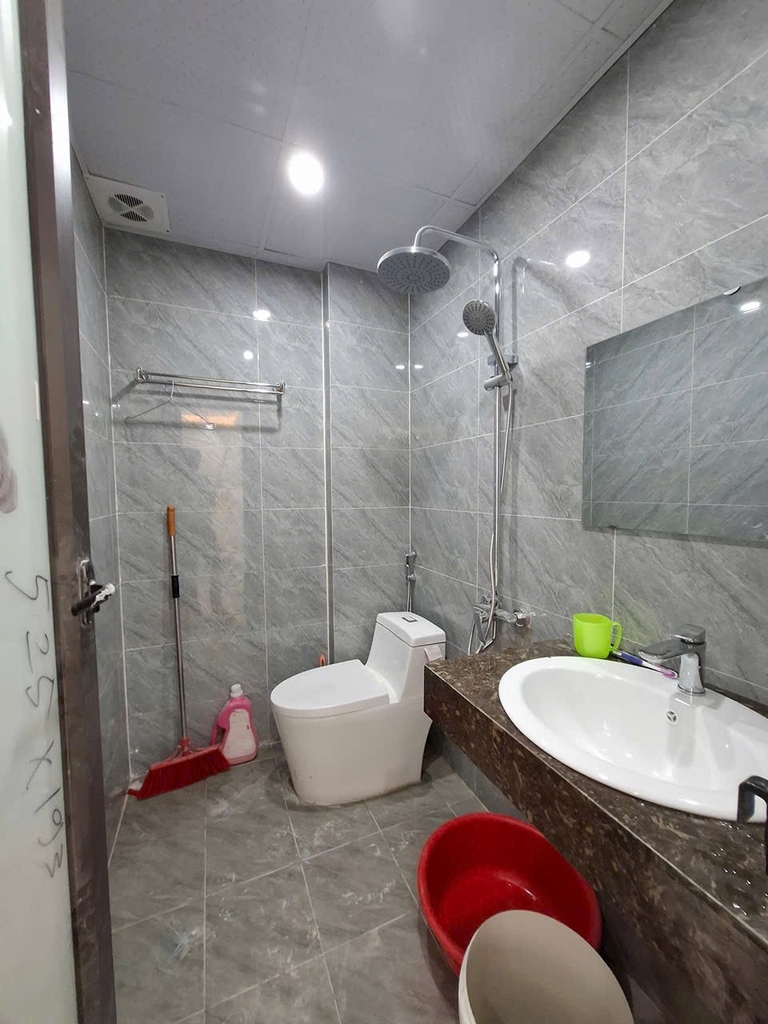 NHÀ ĐẸP LAI XÁ - LÔ GÓC - ÔTÔ TRÁNH CÁCH 50M - GẦN ĐH THÀNH ĐÔ, CÔNG NGHIỆP - 6T THANG MÁY - VÀO Ở NGAY.