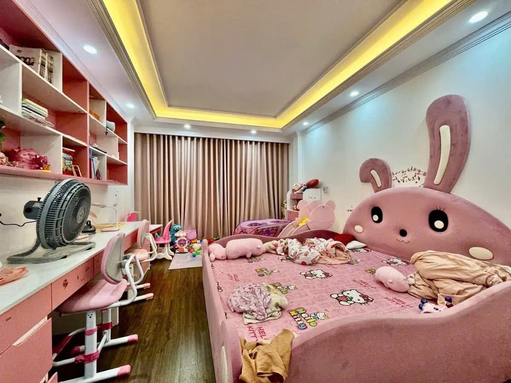 Bán nhà Phân Lô Cho Cán Bộ 7 tầng Hồ tùng mậu