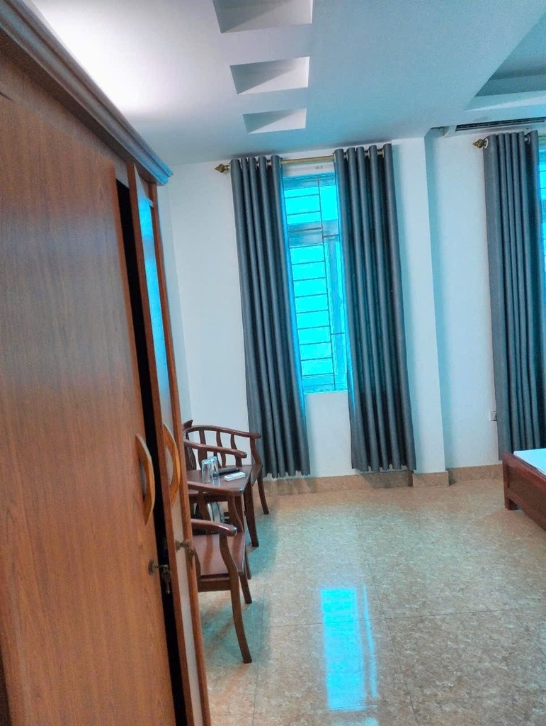 CHUYỂN NHƯỢNG KINH DOANH KHÁCH SẠN 6 TẦNG THANG MÁY - 1090M² - 36 PHÒNG - ĐƯỜNG 35, SÓC SƠN - 35 TỶ