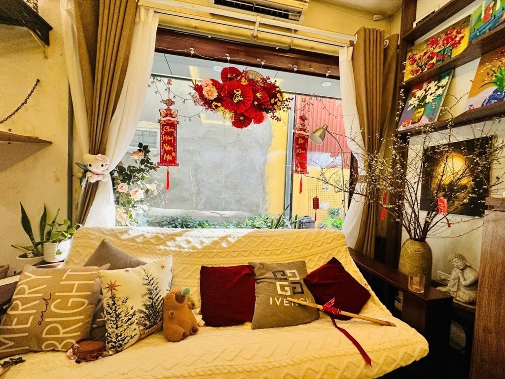 BÁN TẬP THỂ TẦNG 1 PHƯƠNG MAI - ĐỐNG ĐA: DIỆN TÍCH THỰC TẾ 68M2 - TIỆN ÍCH NGẬP TRÀN - CHỈ 10M RA Ô TÔ TRÁNH - GIÁ 6.25 TỶ