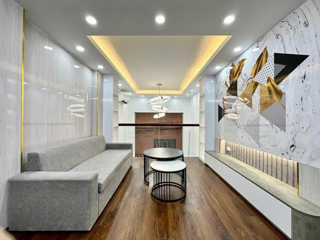 【NHÀ PHỐ 5 TẦNG 4 PHÒNG NGỦ】 Khương Trung, Thanh Xuân - 30m² - Cách Đầm Hồng 20m - Giá 7.95 Tỷ