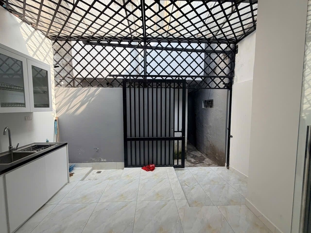 LÔ ĐẤT VÀNG TRUNG TÂM ĐỘI CẤN BA ĐÌNH - 36m² - 2 MẶT NGÕ THÔNG - GIÁP LĂNG BÁC - 6.98 TỶ