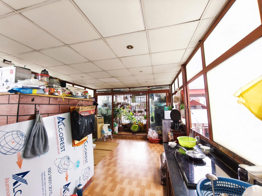 BÁN NHÀ BỒ ĐỀ - LONG BIÊN: NGÕ THÔNG Ô TÔ QUA NHÀ - DÂN XÂY 5 TẦNG KIÊN CỐ - TIỆN ÍCH HỒ ĐIỀU HÒA - GIÁ 9.5 TỶ