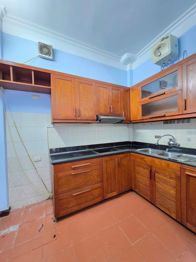 【NHÀ PHÂN LÔ ĐỘI CẤN】- 27m² 5 Tầng - Đang Cho Thuê 13Tr/Tháng - Ô tô Đỗ Cửa - 12.5 Tỷ