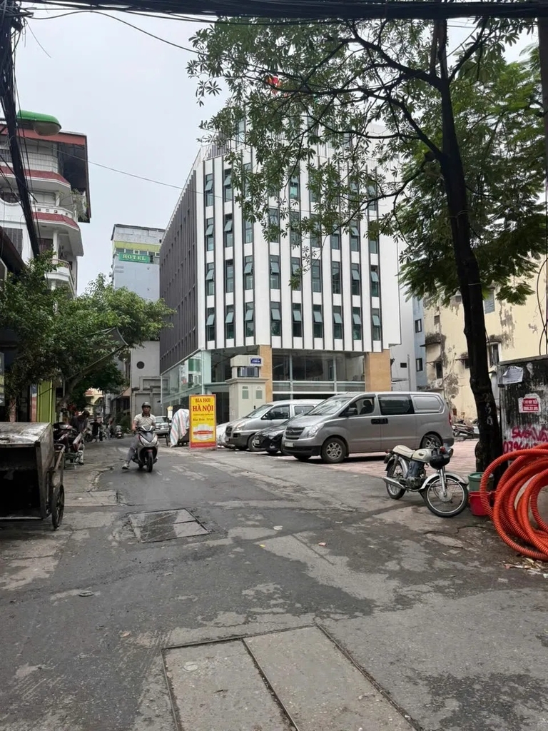 【NHÀ RIÊNG MẶT PHỐ LÁNG - LÔ GÓC 2 MẶT THOÁNG】- Láng Hạ, Đống Đa - 34.55m² - 2 PN - Ô Tô Đỗ Cửa - Giá 4.38 Tỷ