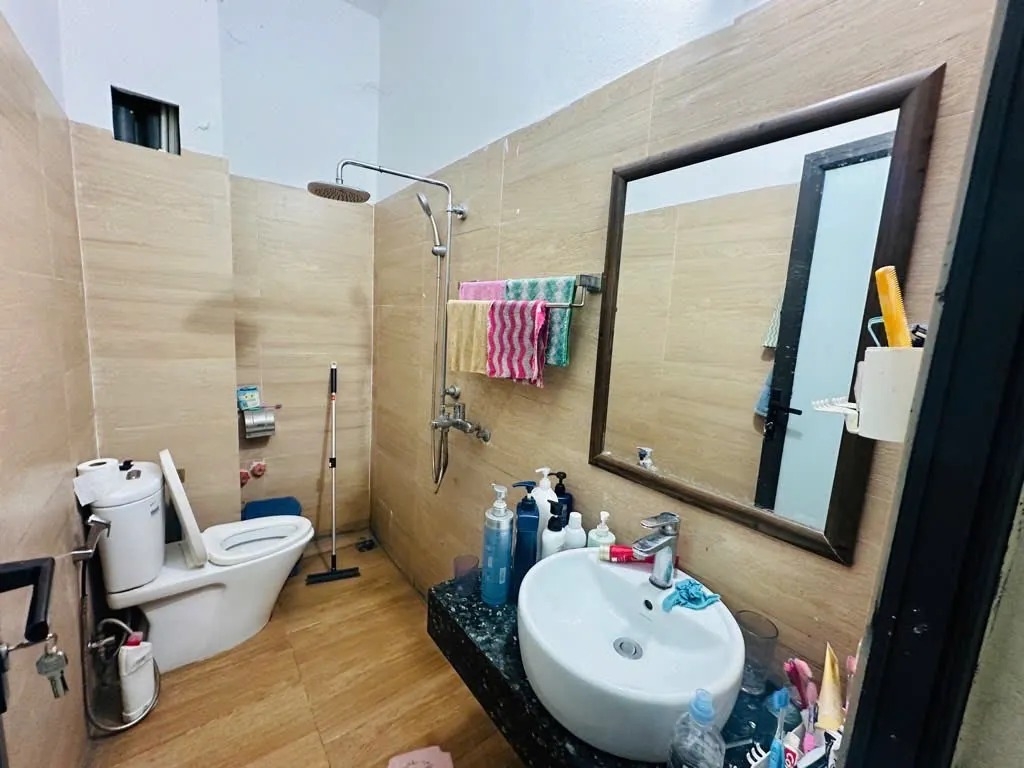 【NHÀ MỚI 4 TẦNG - AN TRÀI】- 40m² - 4 PN - NGÕ NÔNG Ô TÔ ĐỖ CỬA - 7.6 TỶ
