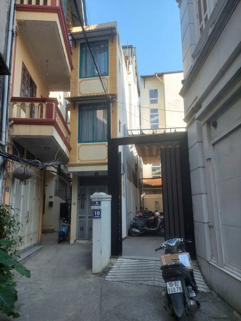 【NHÀ 4 TẦNG - CAO BÁ QUÁT, BA ĐÌNH】- Đội Cấn, Ba Đình - 16/20m² - 3PN Khép Kín - Tiềm Năng Dịch Vụ Cao - Giá 8.3 Tỷ