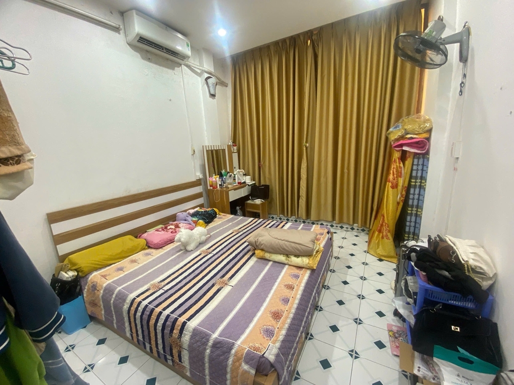 BÁN NHÀ HÒA BÌNH 3 - MINH KHAI: NHỎ XINH HÀNG HIẾM - THOÁNG TRƯỚC SAU - SÂN CỬA SIÊU RỘNG - GIÁ 6.8 TỶ