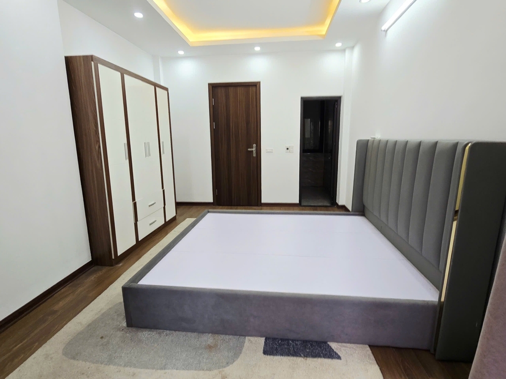 NHÀ 4 TẦNG CUỐI NGÕ 2 MẶT THOÁNG - KHU VỰC BÁT KHỐI/PHỐ TRẠM, QUẬN LONG BIÊN - 37M² - 8.5 TỶ