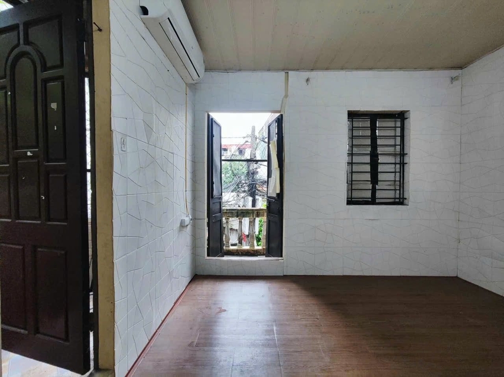 NHÀ CẤP 4 2 TẦNG ĐANG CHO THUÊ - NGÕ THÔNG 285 ĐỘI CẤN BA ĐÌNH - 35M² - TIỀM NĂNG XÂY MỚI - 3.45 TỶ