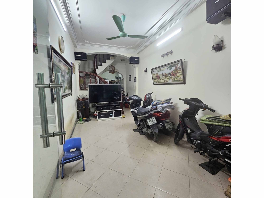 BÁN NHÀ VŨ TÔNG PHAN - THANH XUÂN: VỊ TRÍ HIẾM SÁT MẶT PHỐ - NGÕ THÔNG Ô TÔ - NỞ HẬU LỘC PHÁT - GIÁ 30.9 TỶ