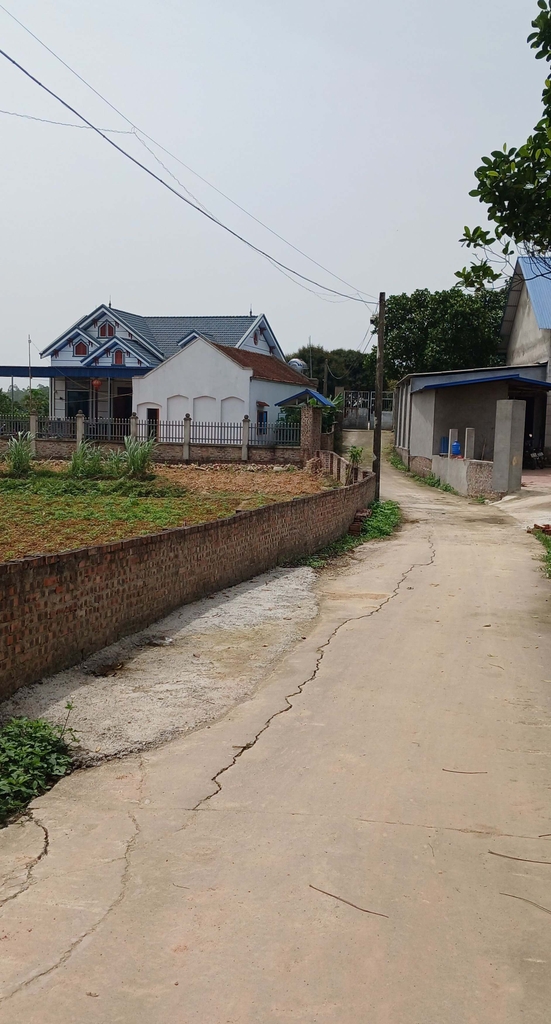 BÁN ĐẤT THỔ CƯ LÔ GÓC VIEW HỒ - 2500M² - THÔN LƯƠNG ĐÌNH, XÃ BẮC HẠ, SÓC SƠN - 11 TỶ