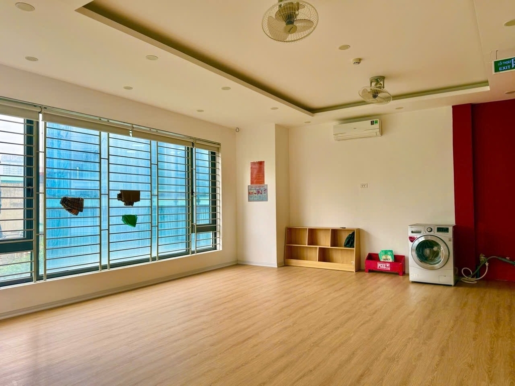 BÁN BIỆT THỰ LÔ GÓC 108 NGUYỄN TRÃI: VỊ THẾ KIM CƯƠNG - 3 MẶT TIỀN THOÁNG SÁNG - KINH DOANH ĐA NGÀNH - GIÁ 66 TỶ