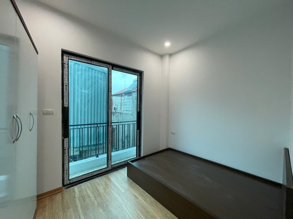 BÁN TÒA NHÀ 7 TẦNG THANG MÁY NGUYỄN LƯƠNG BẰNG - ĐỐNG ĐA: LÔ GÓC 3 THOÁNG - DÒNG TIỀN KHỦNG 800TR/NĂM - GIÁ 16.6 TỶ